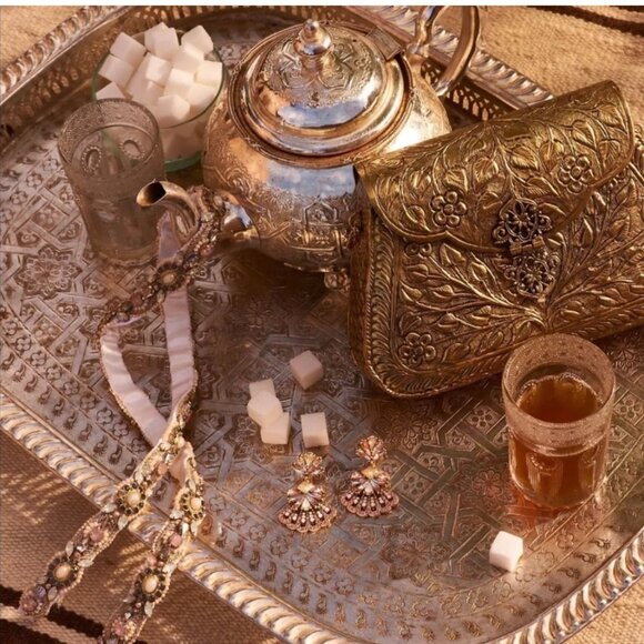 BHLDN Anthropologie Gold Metal Brienne Embossed St Xavier Bridal Clutch - Picture 3 of 7